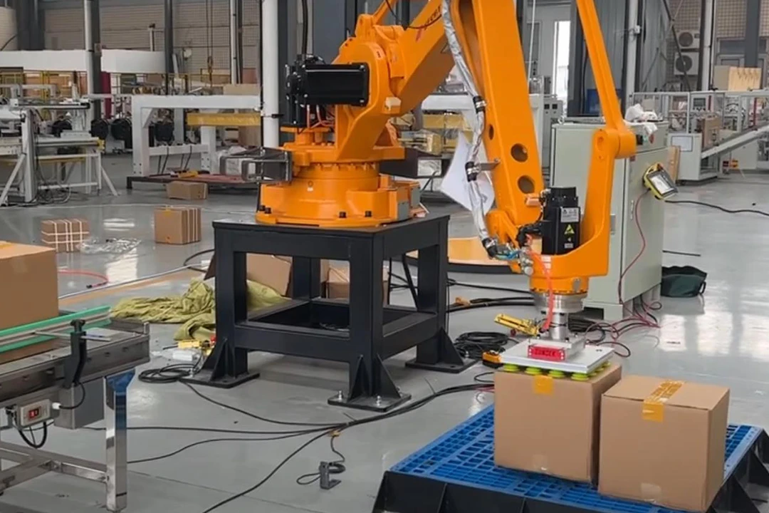 High-Speed Palletizing Robot: Fully Automated End-of-Line Packaging Solution